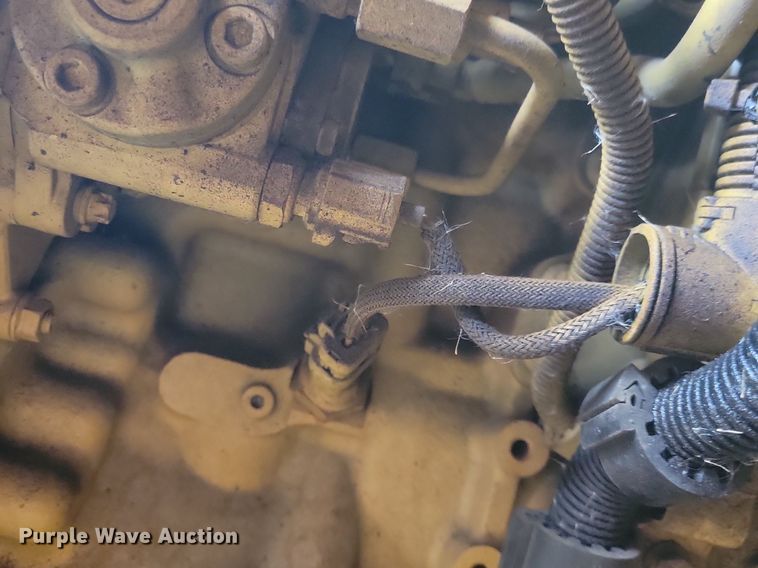 image for item DL7866 2018 Caterpillar CB15 double drum vibratory roller