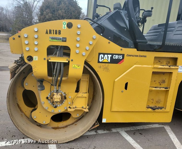 image for item DL7866 2018 Caterpillar CB15 double drum vibratory roller