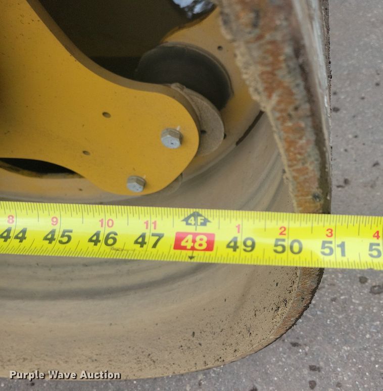 image for item DL7866 2018 Caterpillar CB15 double drum vibratory roller