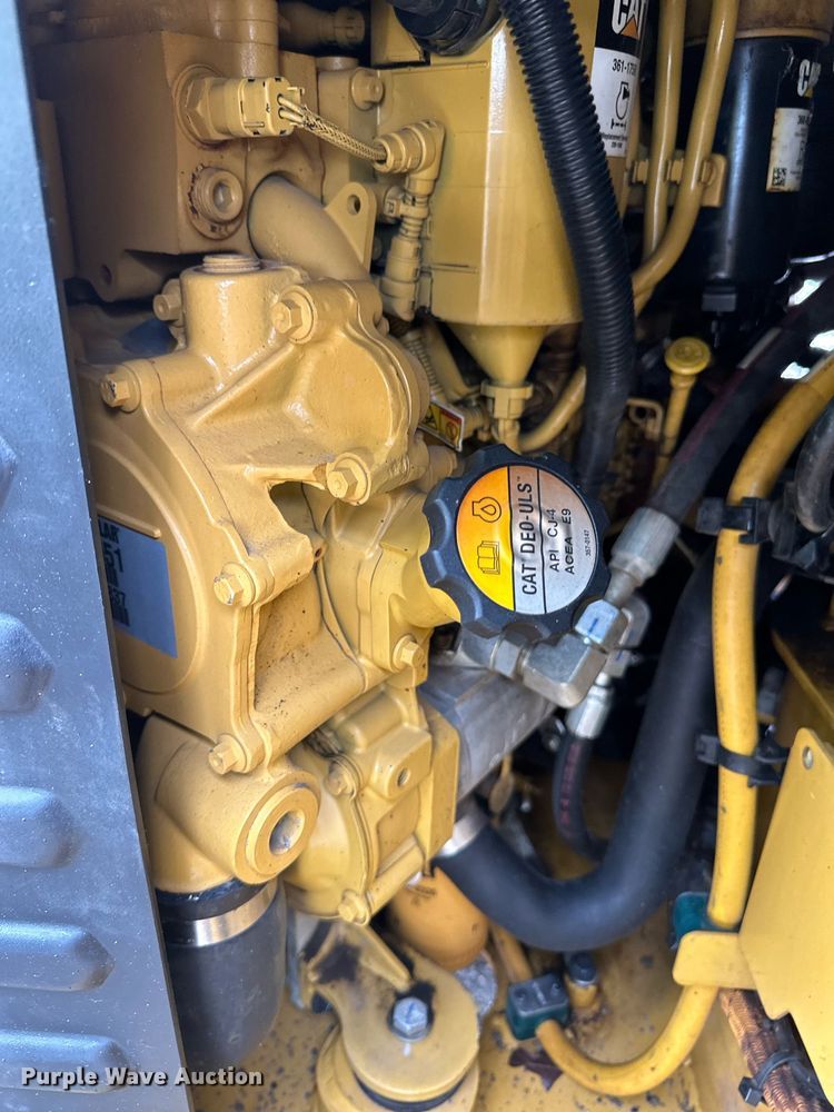 image for item DL7867 2018 Caterpillar CB10 double drum vibratory roller