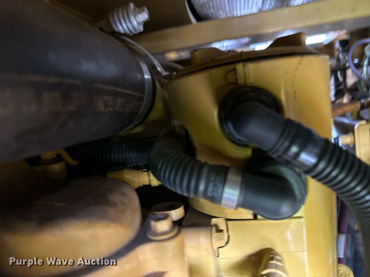 image for item DL7867 2018 Caterpillar CB10 double drum vibratory roller