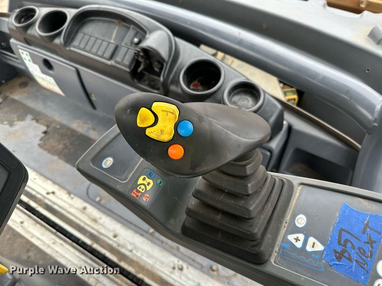 image for item DL7868 2021 Hamm HD 140i double drum vibratory roller