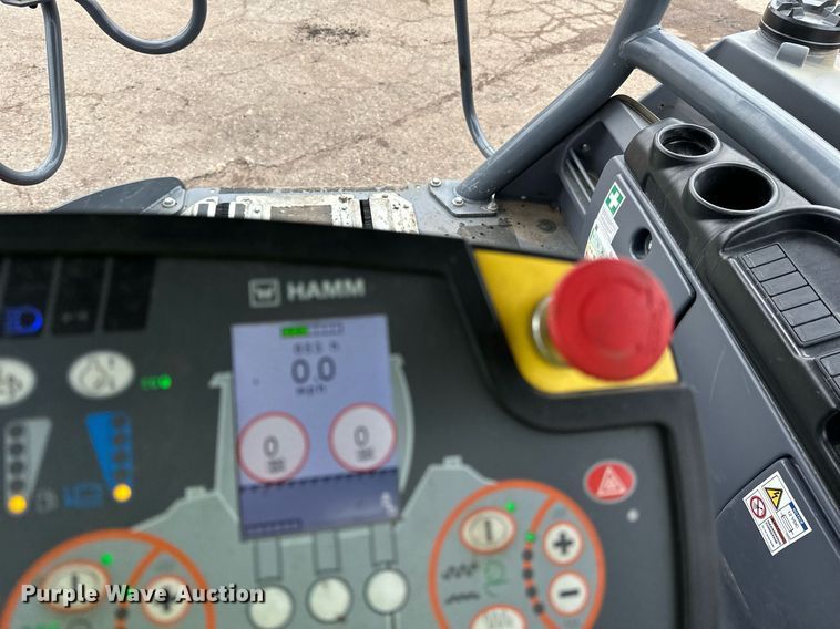 image for item DL7868 2021 Hamm HD 140i double drum vibratory roller