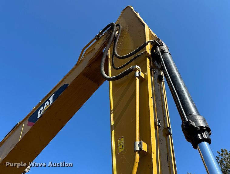 image for item DL7869 2016 Caterpillar 336FL excavator