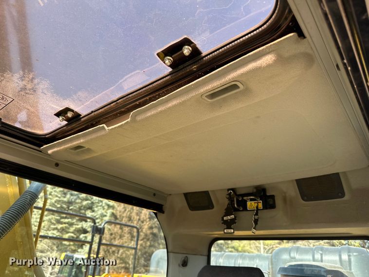 image for item DL7869 2016 Caterpillar 336FL excavator