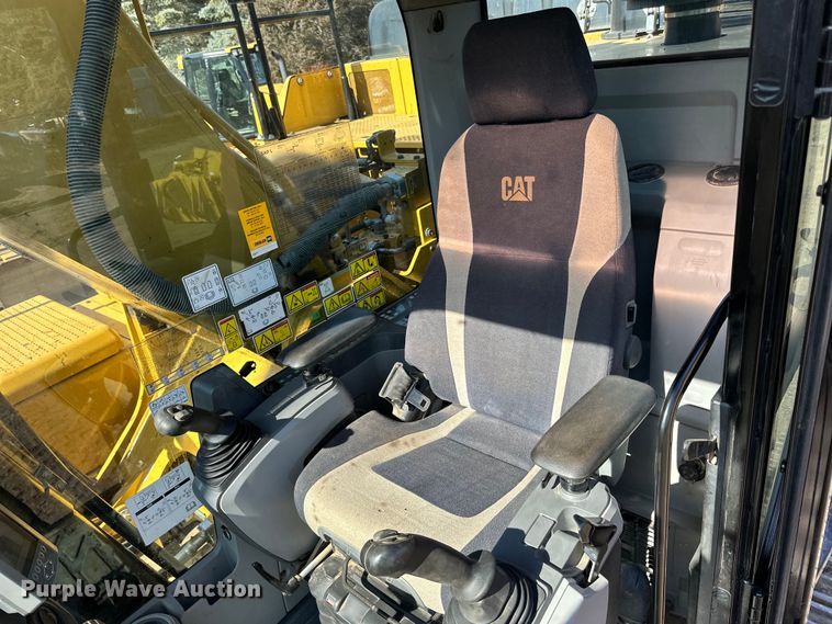 image for item DL7869 2016 Caterpillar 336FL excavator