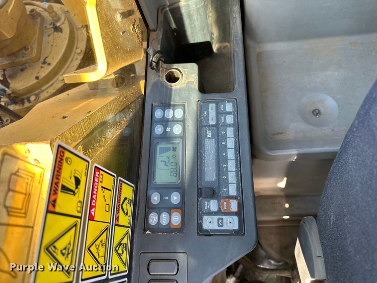 image for item DL7869 2016 Caterpillar 336FL excavator