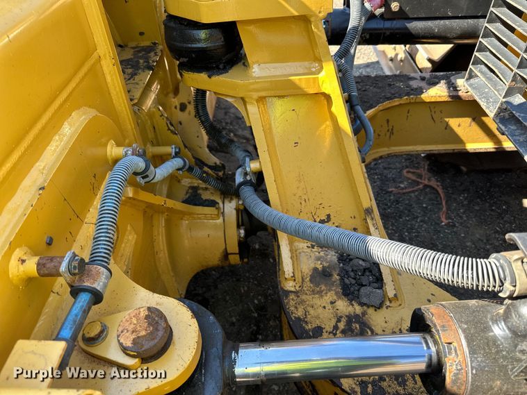 image for item DL7870 2016 Caterpillar D6K2 LGP dozer