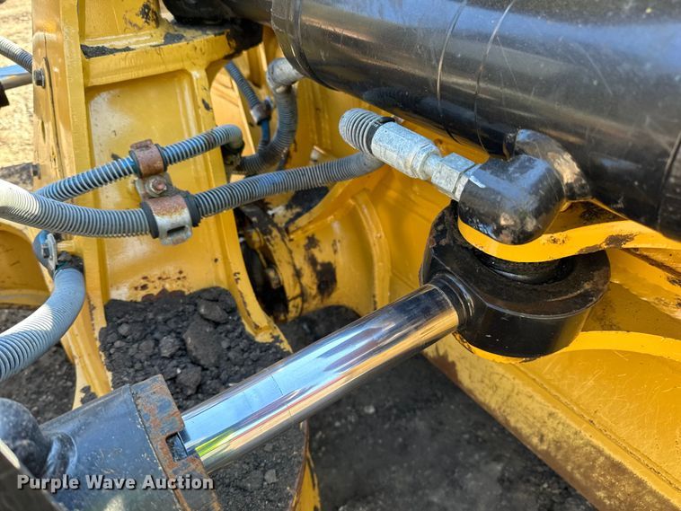 image for item DL7870 2016 Caterpillar D6K2 LGP dozer
