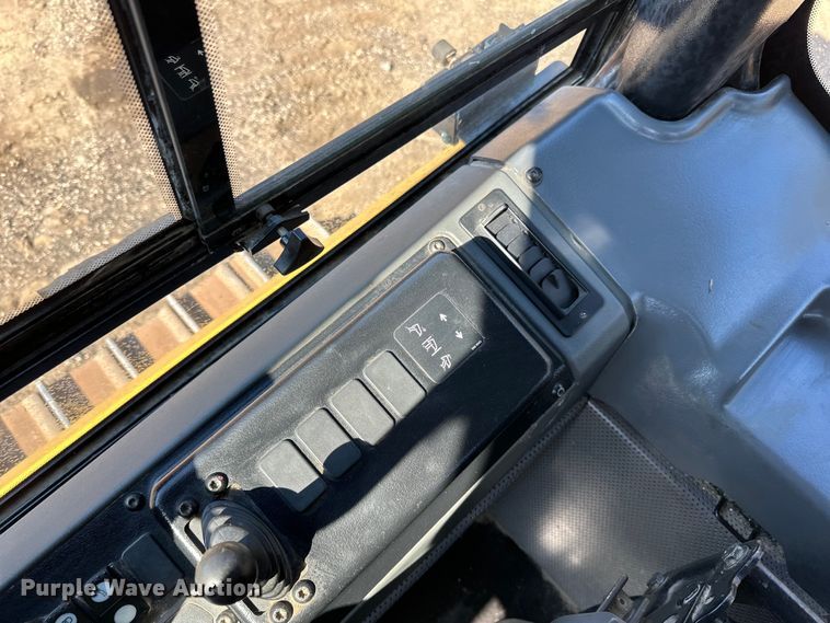 image for item DL7870 2016 Caterpillar D6K2 LGP dozer