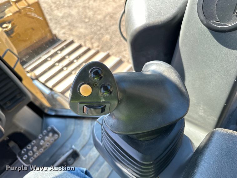 image for item DL7870 2016 Caterpillar D6K2 LGP dozer