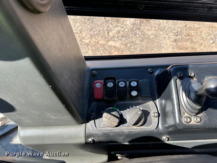 image for item DL7870 2016 Caterpillar D6K2 LGP dozer