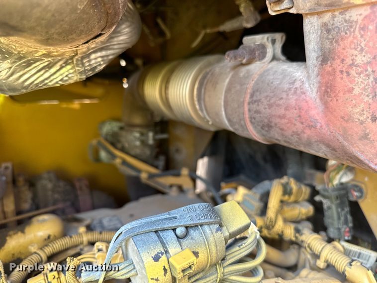 image for item DL7870 2016 Caterpillar D6K2 LGP dozer