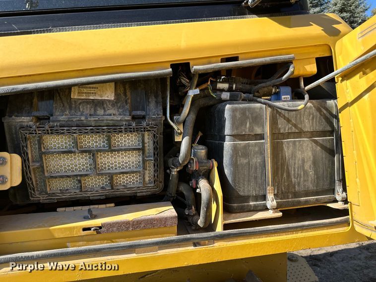 image for item DL7870 2016 Caterpillar D6K2 LGP dozer