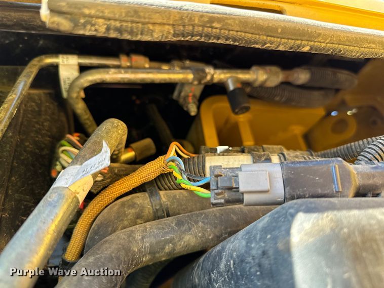 image for item DL7870 2016 Caterpillar D6K2 LGP dozer