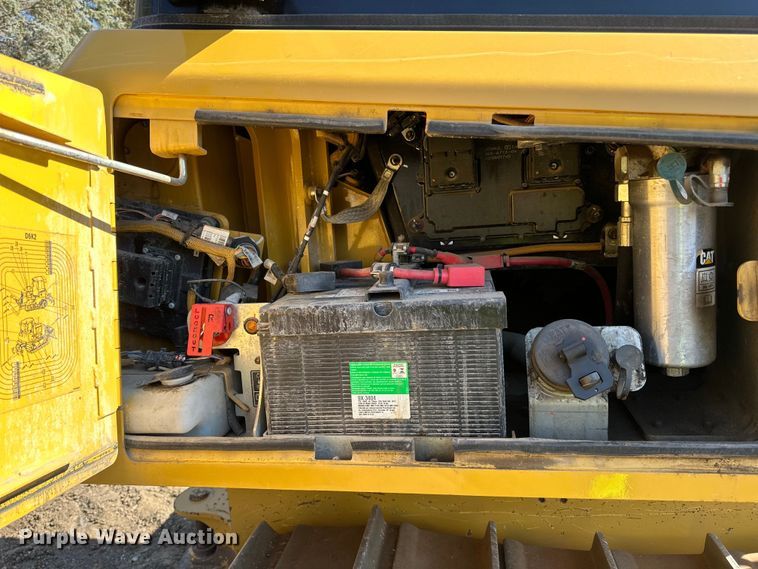 image for item DL7870 2016 Caterpillar D6K2 LGP dozer