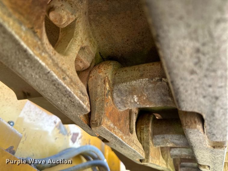 image for item DL7870 2016 Caterpillar D6K2 LGP dozer