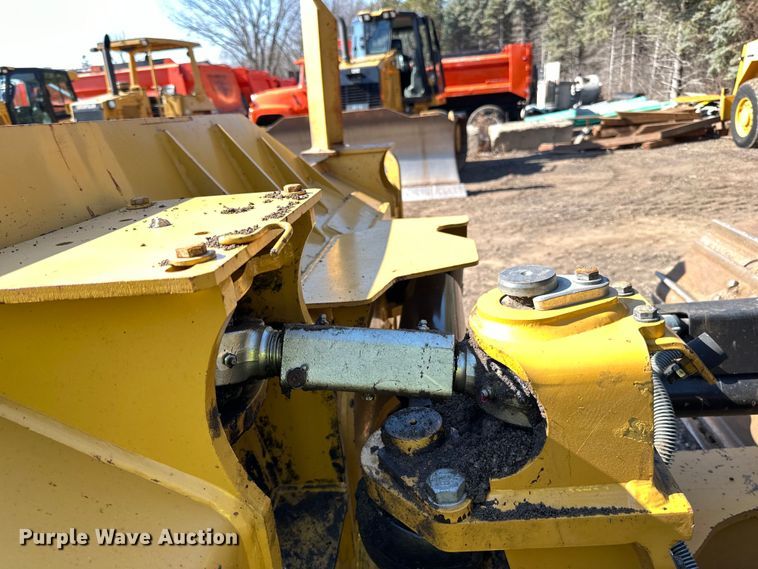 image for item DL7871 2016 Caterpillar D6K2 LGP dozer