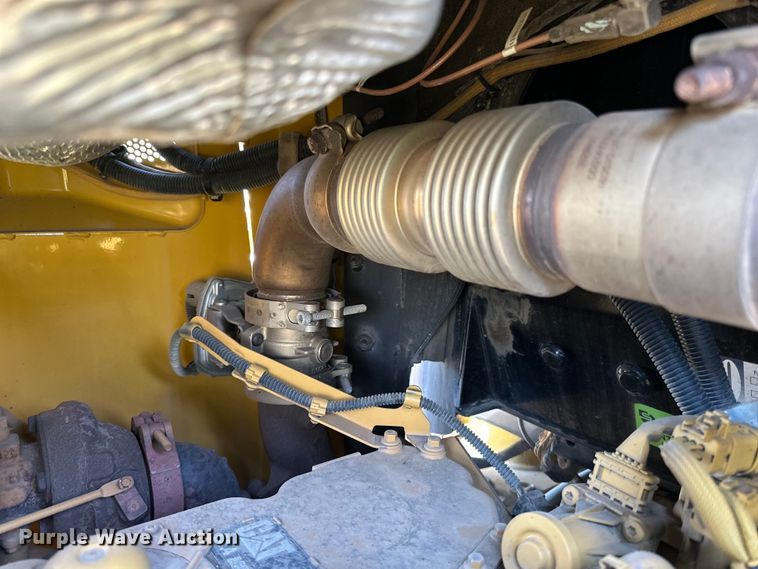 image for item DL7871 2016 Caterpillar D6K2 LGP dozer