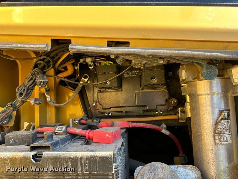 image for item DL7871 2016 Caterpillar D6K2 LGP dozer