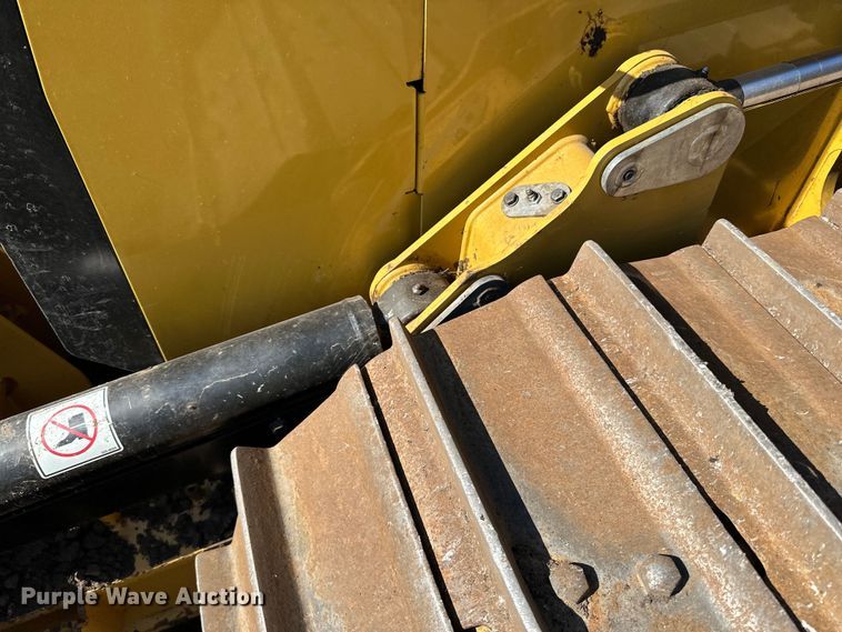 image for item DL7872 2019 Caterpillar D5K2 LGP dozer