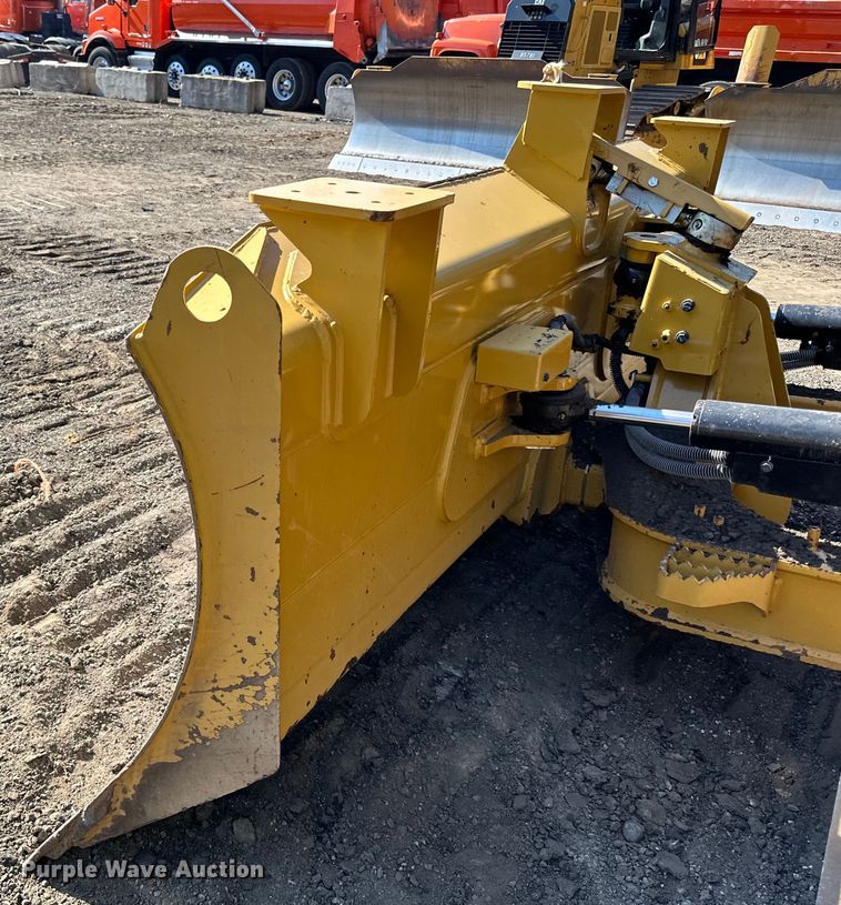 image for item DL7872 2019 Caterpillar D5K2 LGP dozer
