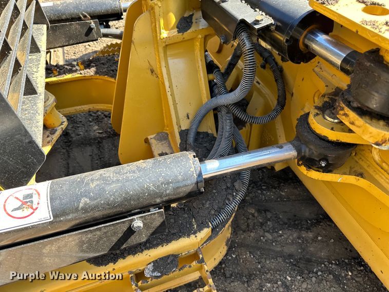 image for item DL7872 2019 Caterpillar D5K2 LGP dozer