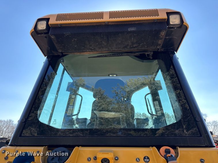 image for item DL7872 2019 Caterpillar D5K2 LGP dozer