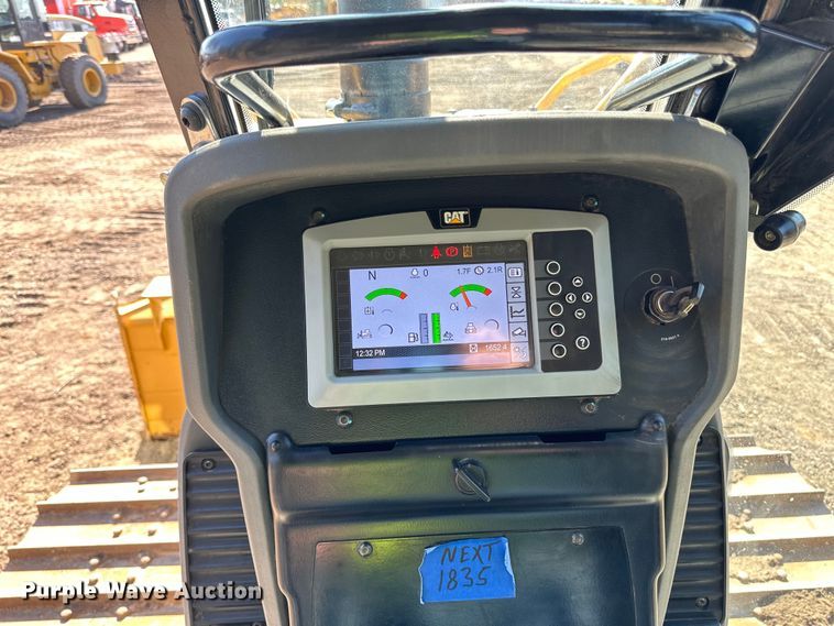 image for item DL7872 2019 Caterpillar D5K2 LGP dozer