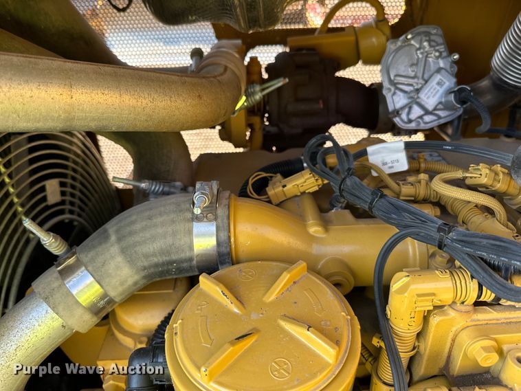 image for item DL7872 2019 Caterpillar D5K2 LGP dozer