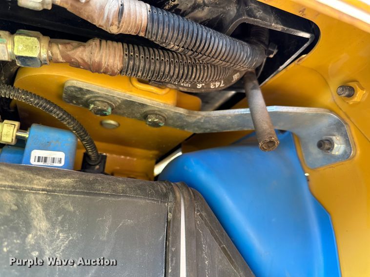 image for item DL7872 2019 Caterpillar D5K2 LGP dozer