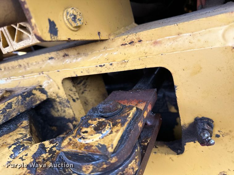 image for item DL7873 1999 Caterpillar CS-433C single drum vibratory roller