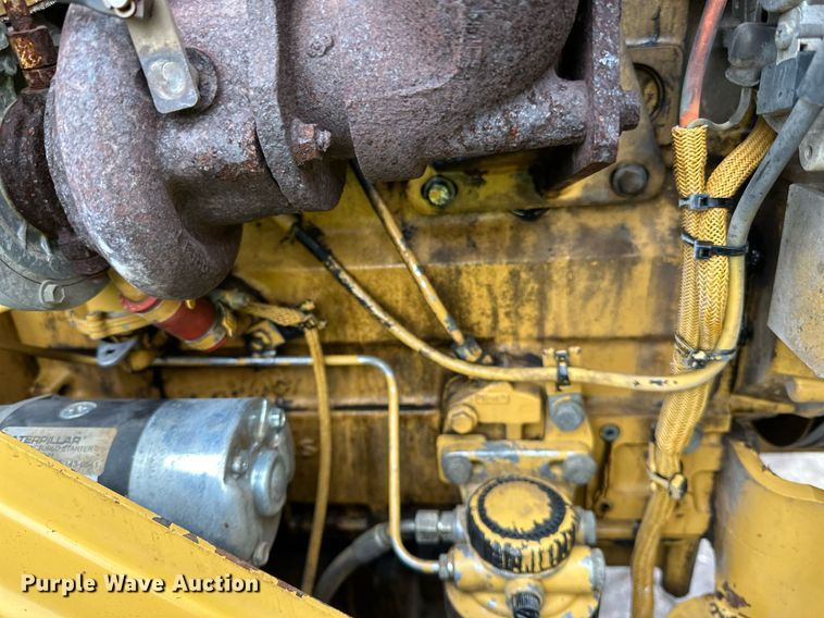 image for item DL7873 1999 Caterpillar CS-433C single drum vibratory roller