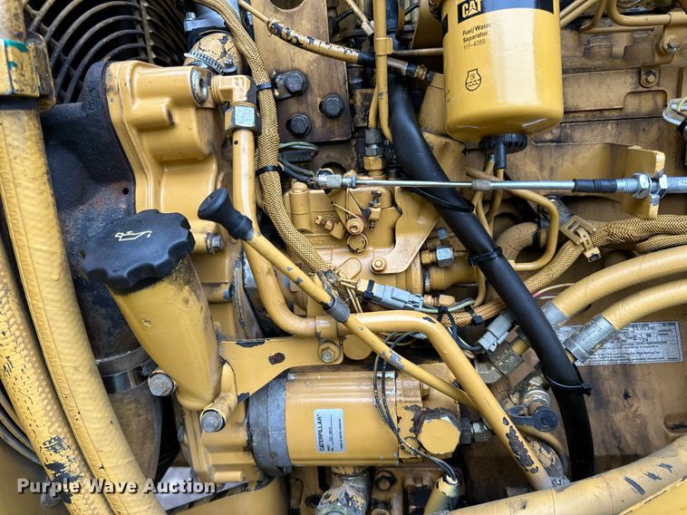 image for item DL7873 1999 Caterpillar CS-433C single drum vibratory roller