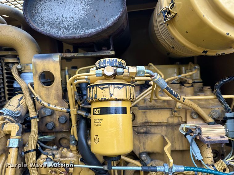 image for item DL7873 1999 Caterpillar CS-433C single drum vibratory roller