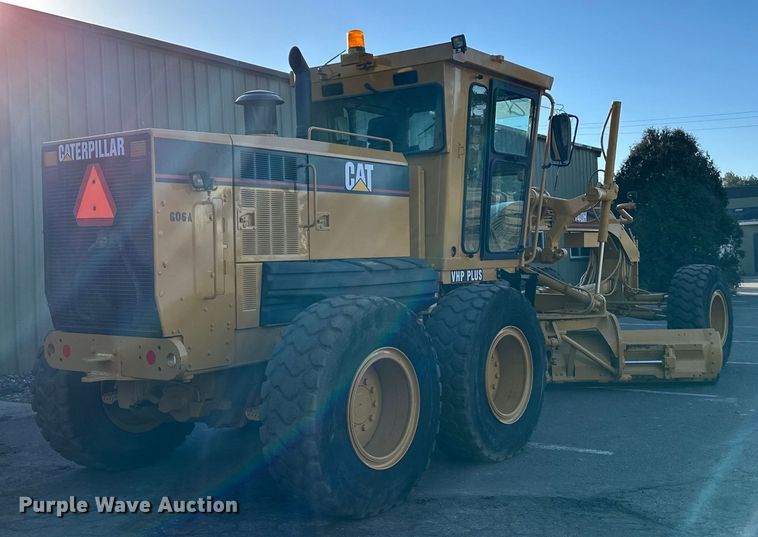 image for item DL7874 2007 Caterpillar 140H VHP Plus motor grader