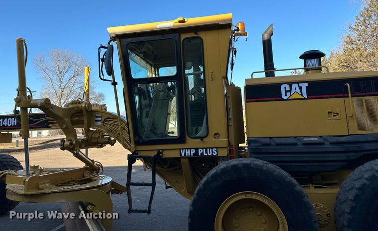 image for item DL7874 2007 Caterpillar 140H VHP Plus motor grader