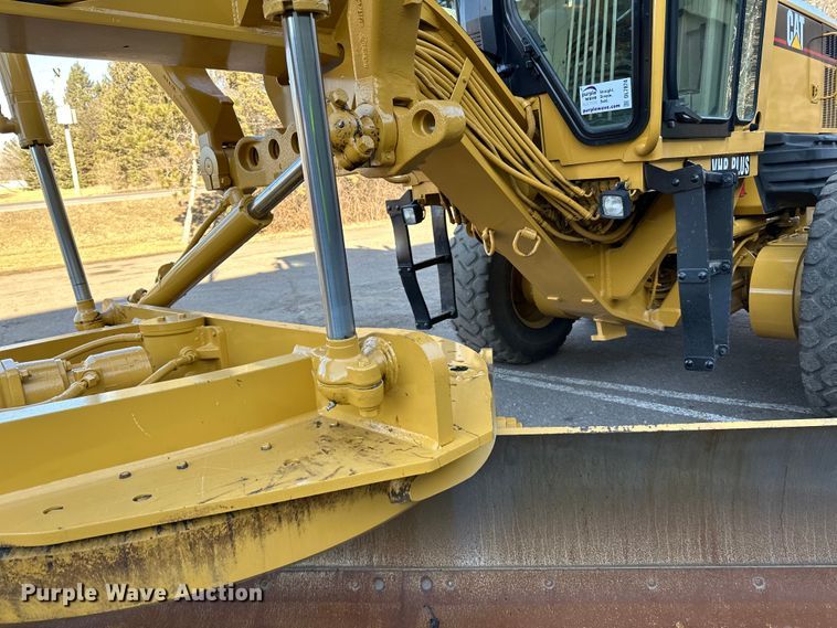 image for item DL7874 2007 Caterpillar 140H VHP Plus motor grader
