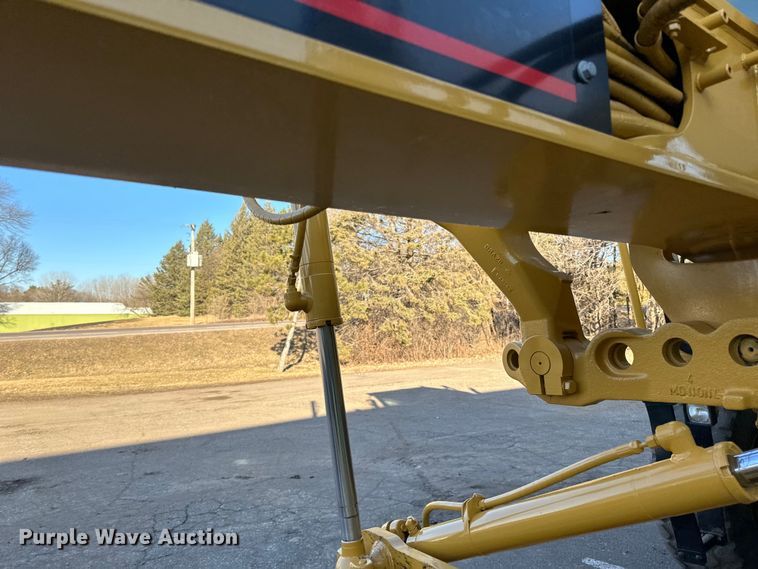 image for item DL7874 2007 Caterpillar 140H VHP Plus motor grader