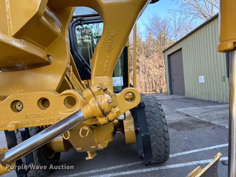 image for item DL7874 2007 Caterpillar 140H VHP Plus motor grader