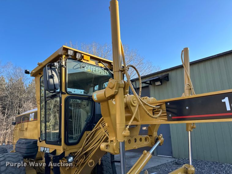 image for item DL7874 2007 Caterpillar 140H VHP Plus motor grader