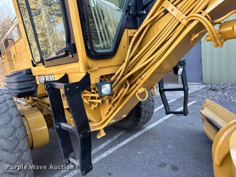 image for item DL7874 2007 Caterpillar 140H VHP Plus motor grader