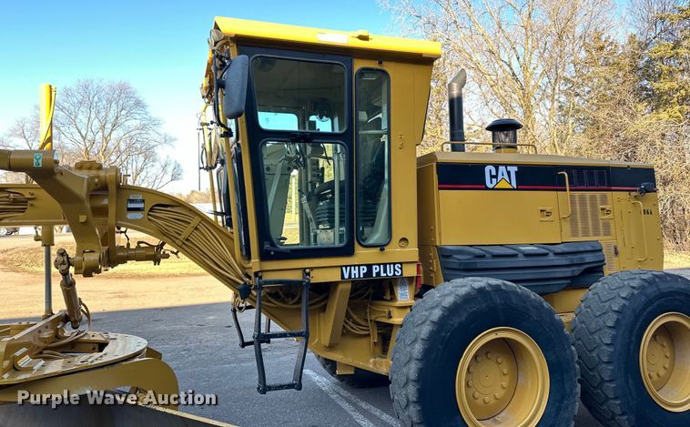 image for item DL7874 2007 Caterpillar 140H VHP Plus motor grader