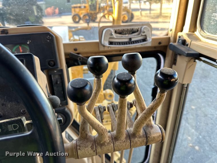 image for item DL7874 2007 Caterpillar 140H VHP Plus motor grader