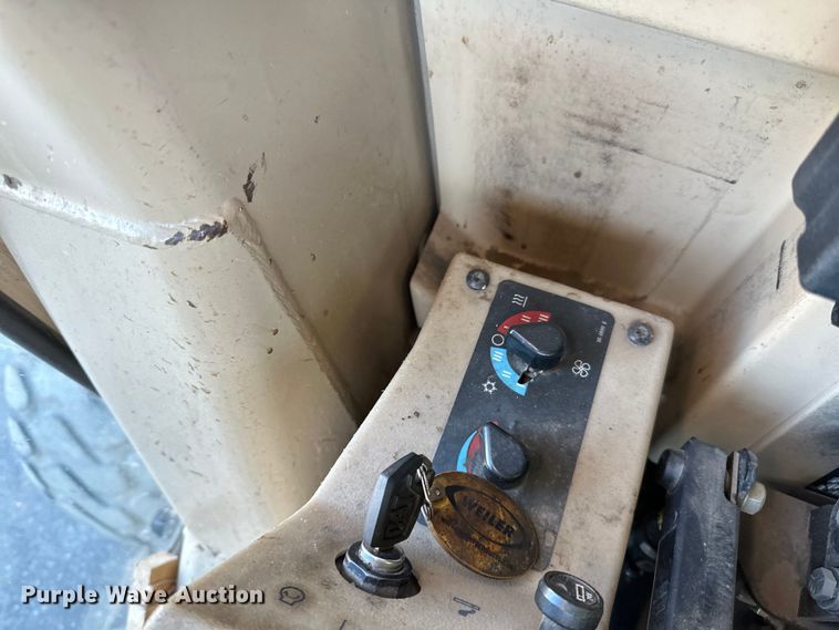 image for item DL7874 2007 Caterpillar 140H VHP Plus motor grader