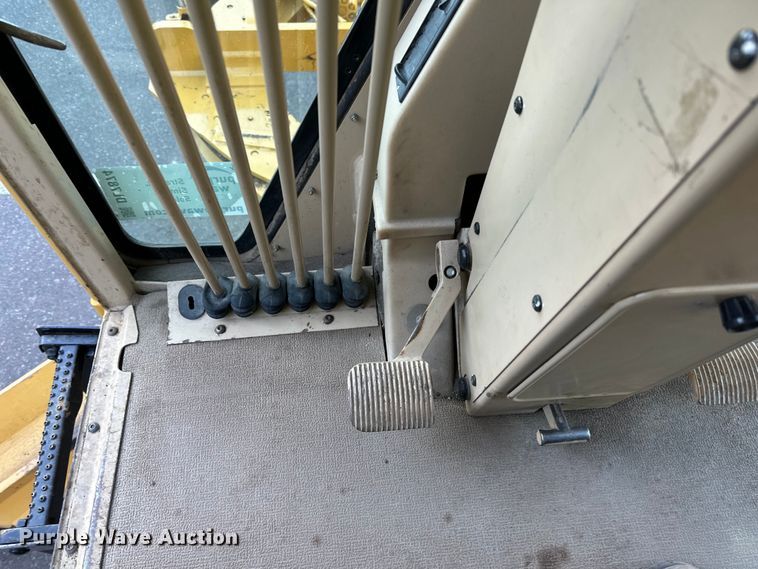 image for item DL7874 2007 Caterpillar 140H VHP Plus motor grader