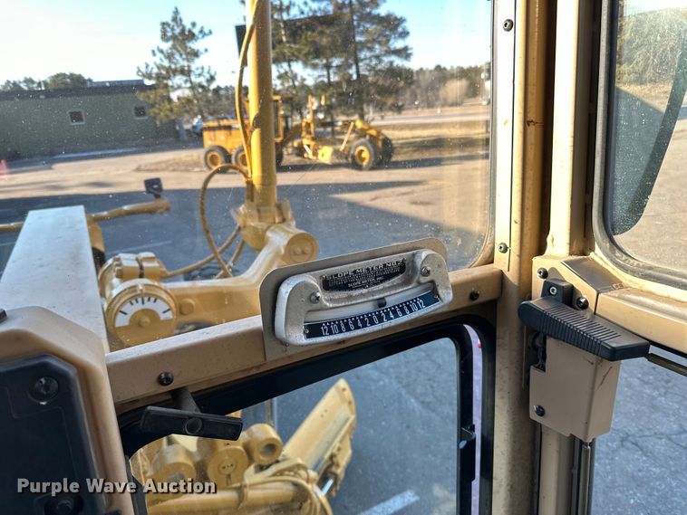 image for item DL7874 2007 Caterpillar 140H VHP Plus motor grader