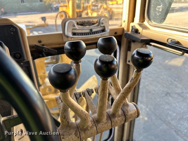 image for item DL7874 2007 Caterpillar 140H VHP Plus motor grader