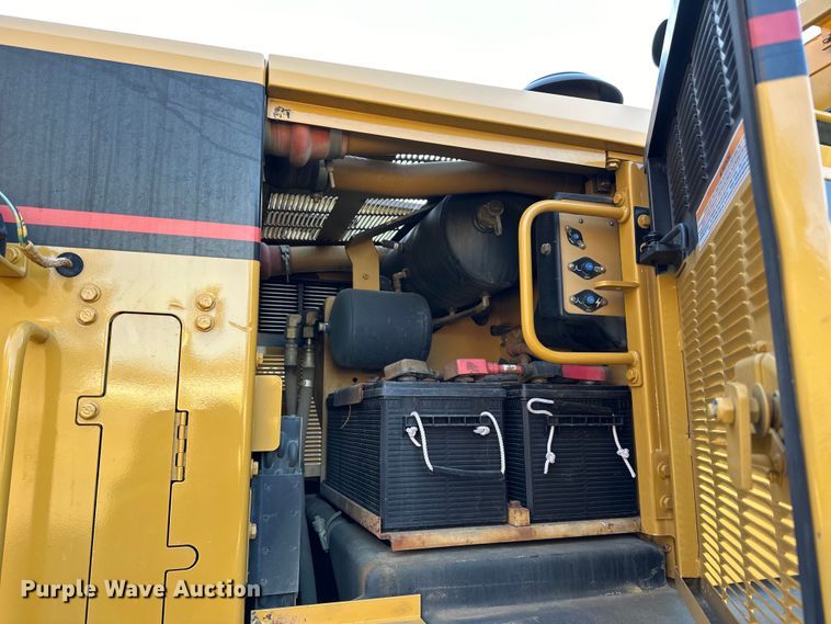 image for item DL7874 2007 Caterpillar 140H VHP Plus motor grader