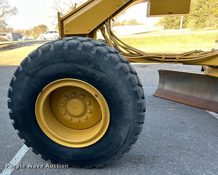 image for item DL7874 2007 Caterpillar 140H VHP Plus motor grader